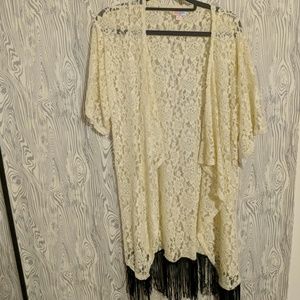 Cream colorwd Monroe kimono